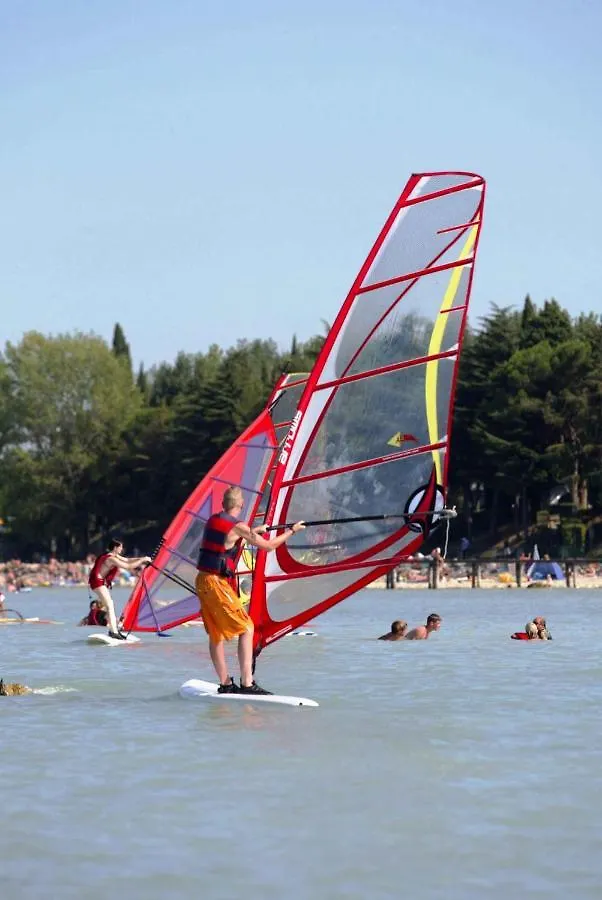 Appartamento Camping Bella Italia in Peschiera del Garda - Gardasee