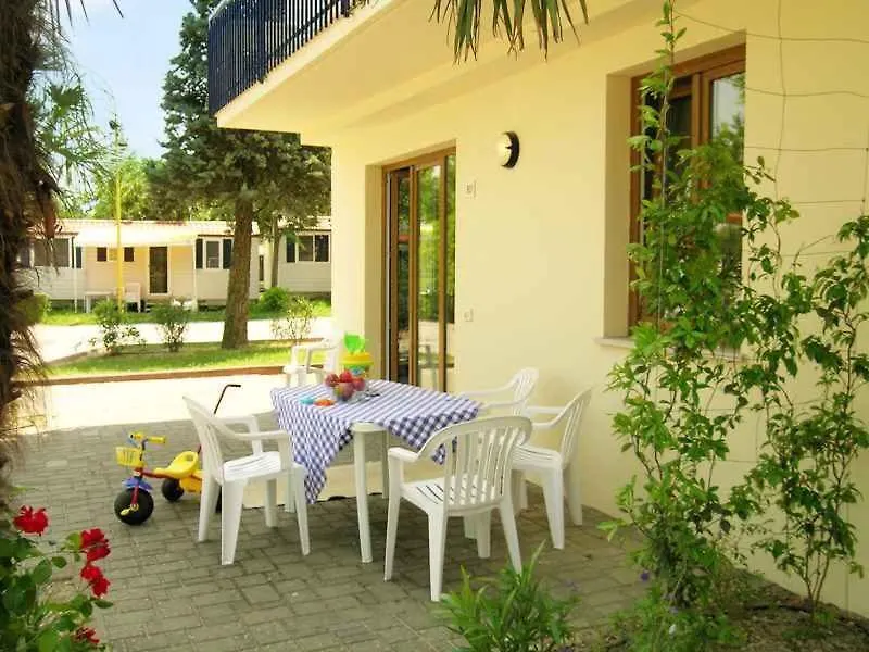 Appartamento Camping Bella Italia in Peschiera del Garda - Gardasee